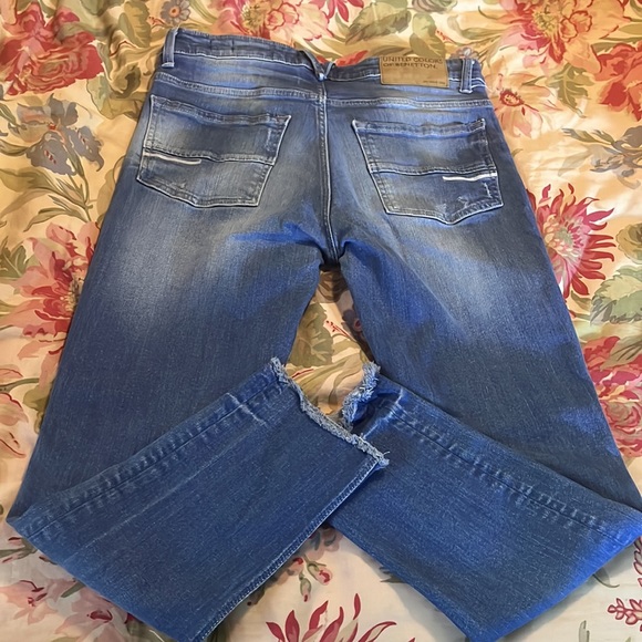 BENETTON JEANS Size 32 x 28 Classic Denim Low Crotch Stretch Cotton Distressed - Picture 3 of 16